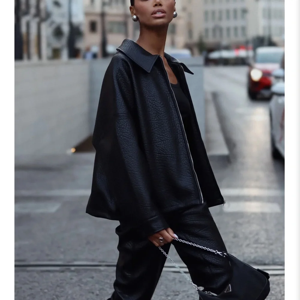 Women’s Jacket-Elegant Black - Picture 9 of 15